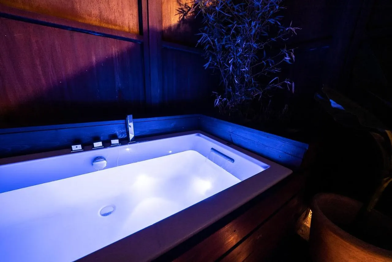Guest house Domaine Agalia & Spa - Les Collectionneurs L'Isle-sur-la-Sorgue