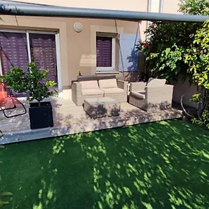 Au 8 De La Garance Holiday home