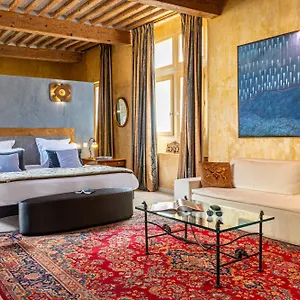 Palais Aoma, Particulier De Luxe En Provence Guest house